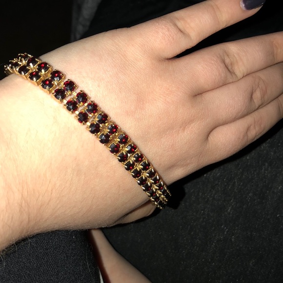 Adjustable ruby bracelet - Picture 2 of 3
